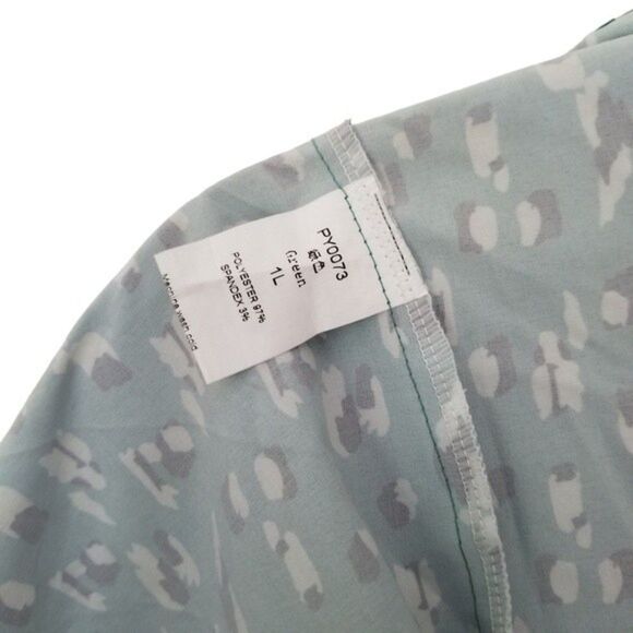 SHEIN 1XL Green Dalmatian Print Spaghetti Strap Blouse NWOT  4 0125 - Picture 3 of 4